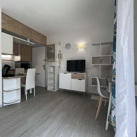 Apartment Appt - Lr010-123